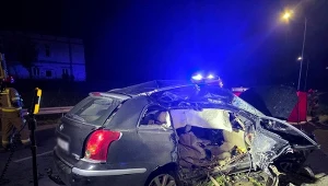 W Gdyni doszło do tragicznego wypadku samochodowego. Dwie osoby nie żyją