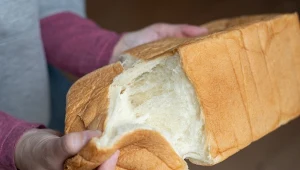 Takie ciasto drożdżowe robią Japończycy. Pozostaje miękkie przez długi czas