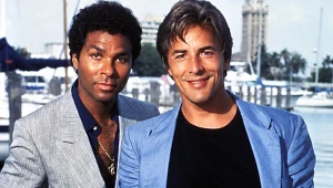 Philip Michael Thomas i Don Johnson, czyli słynni "Policjanci z Miami"