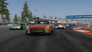 Mobilny hit robi furorę na Steamie. Zagraj w świetną grę wyścigową za darmo