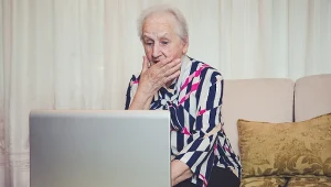 Jak senior może sprawdzić, dlaczego kwota emerytury się nie zgadza? 