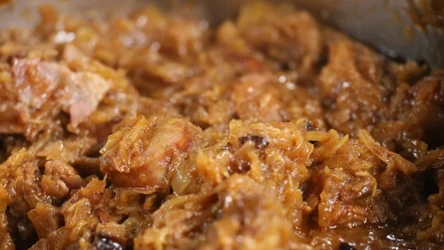 Ten bigos zrobisz w mniej niż pół godziny. Przepis od Karola Okrasy