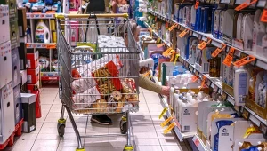 Niedziele handlowe. Polacy chcą zmian w przepisach