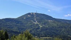 Skrzyczne to najwyższy szczyt Beskidu Śląskiego. Co warto o nim wiedzieć?