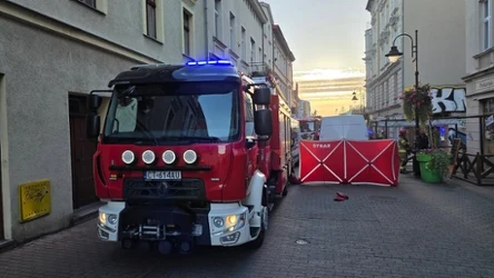 Potrącona kobieta została przewieziona do szpitala