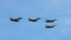 Atak Rosji na Ukrainę. Polska dwa razy podrywała myśliwce, rozesłano alerty