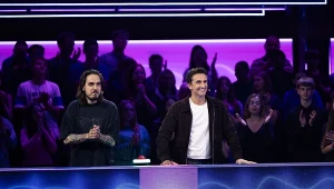 Miuosh i Sebastian Karpiel-Bułecka w programie "Hitster"