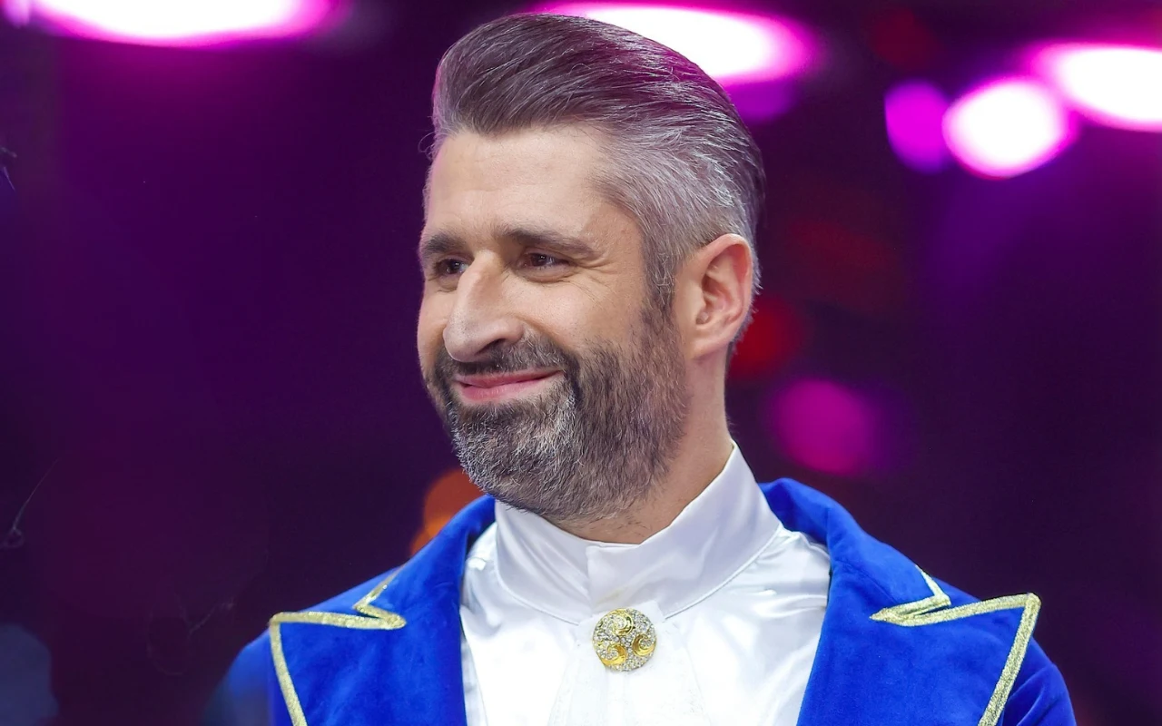 Piotr Gumulec zaskoczył postępem na parkiecie TzG. Widzowie wróżą mu finał Piotr Gumulec w programie "Taniec z Gwiazdami"