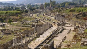Perge bywa porównywane z włoskimi Pompejami. Wygrywa z nimi jednak pod względem wygody zwiedzania bez tłumów