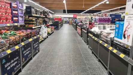 Aldi ma kurtki na chłodne dni od 59,99 zł. Znalazłam też skórzane botki za 89,99 zł