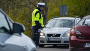Samochody chinskie i niektóre modele Volvo nie zostaną wpuszczone na jeden z parkingów we Wrocławiu. Ale to nie wszystkie ograniczenia