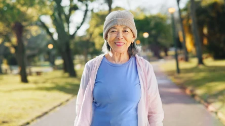 Lepszy od nordic walkingu? Thai chi walking - czyli azjatycki styl chodzenia - sprzyja długowieczności