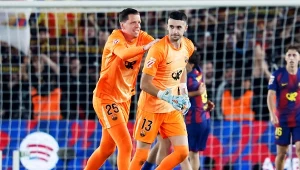 "Barca" rozbita przez PSG. Rywal Szczęsnego wysłał sygnał przed El Clasico