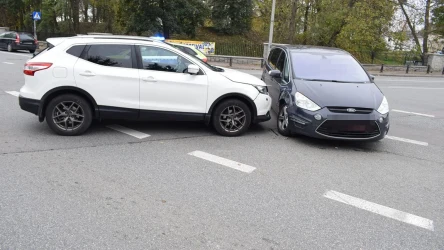 W przypadku kolizji z autem z zagranicy sprawę oświadczenia należy załatwiać inaczej