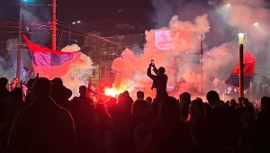 W Serbii doszło do zmiany władzy. Świętowanie na ulicach Belgradu