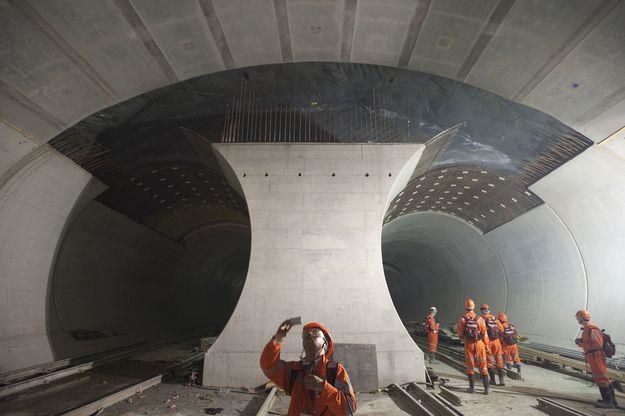 1 czerwca otwarty zostanie najdłuższy tunel kolejowy świata /AFP
