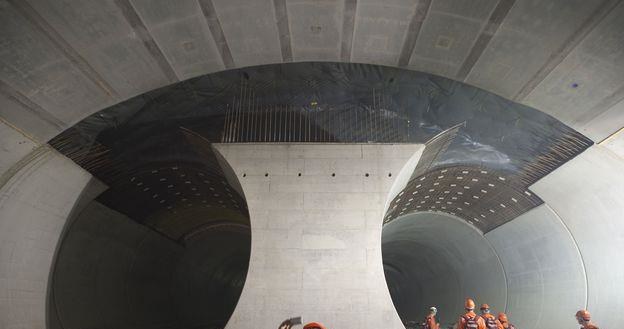 1 czerwca otwarty zostanie najdłuższy tunel kolejowy świata /AFP