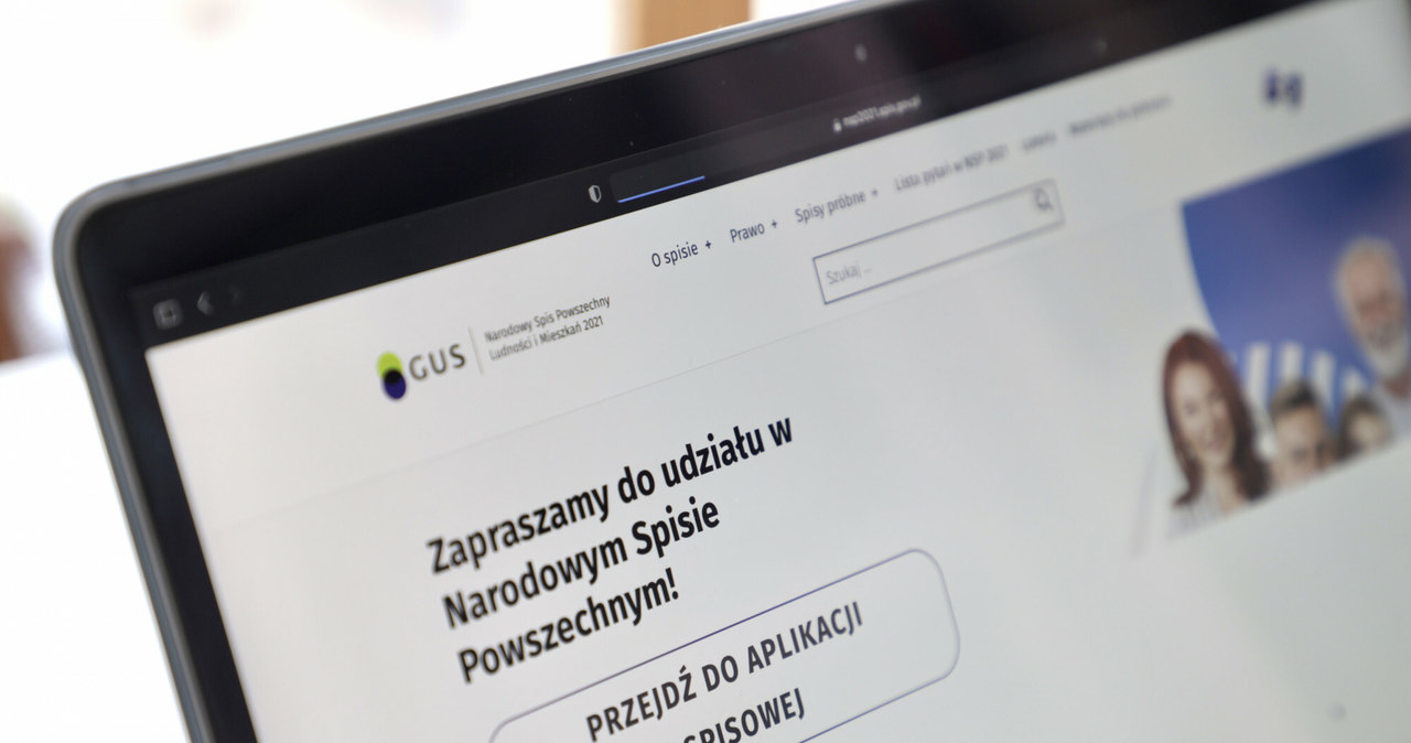 1 kwietnia o północy w całej Polsce rozpoczął się Narodowy Spis Powszechny Ludności i Mieszkań 2021 / 	Jakub Kamiński    /East News