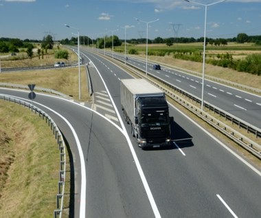 1 lipca dwie ważne zmiany dla kierowców aut osobowych i ciężarówek