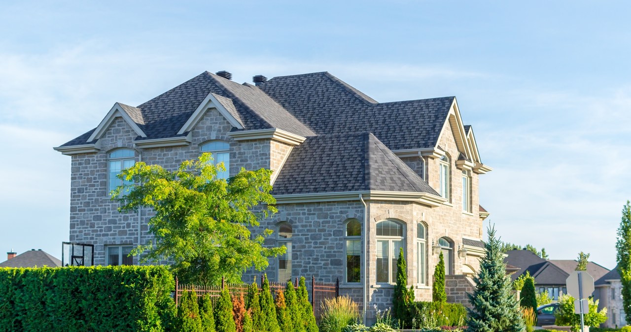 ​1 proc. najbogatszych posiada jedną czwartą majątku w Kanadzie. Nz. dom w Montrealu /123RF/PICSEL
