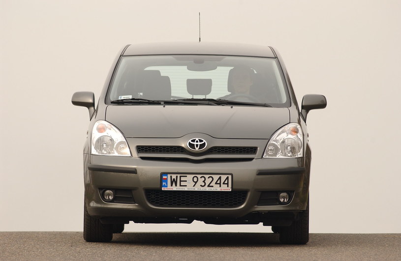 Używana Toyota Corolla Verso (20042009) opinie