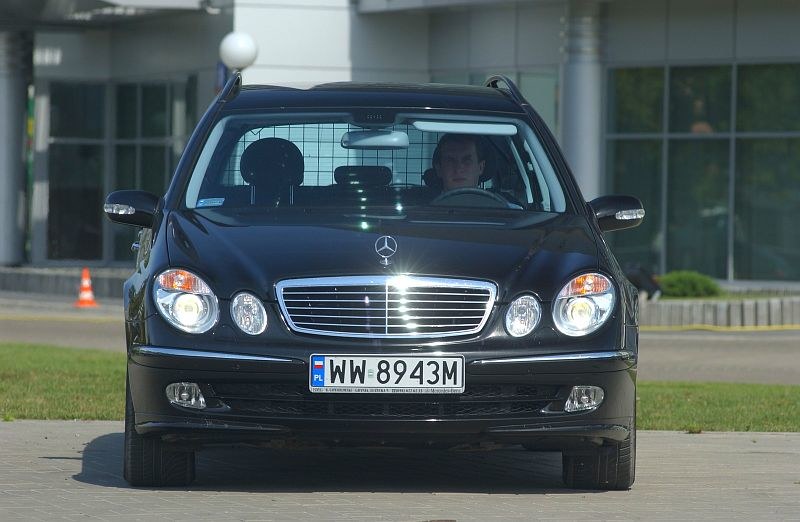 Używany Mercedes klasy E W211 (20022009) opinie