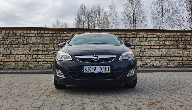 Opel Astra IV (J, 2009-2018) - usterki, silniki, dane techniczne