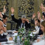10 godzin burzliwej debaty. Sejmowa komisja poparła projekt zmian w ustawach o sądach i prokuraturze