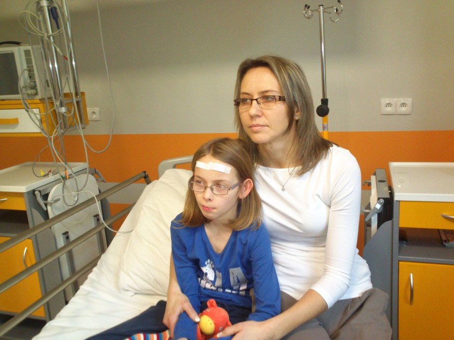 10-letnia Julka ze swoją mamą /Anna Kropaczek /RMF FM