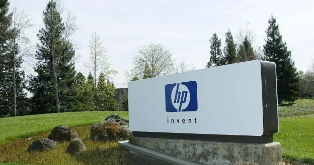 10 pracowników HP jest oskarżonych o wręczenie Rosjanom 8 milionów euro łapówki /AFP