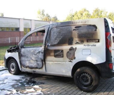 10 samochodów podpalono w nocy w Łodzi