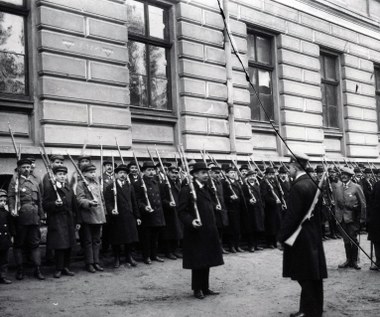10 stycznia 1919 r. Do Lwowa wkracza polskie wojsko, przełamując ukraińskie okrążenie.