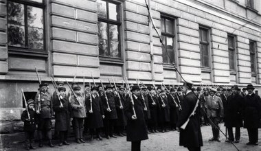 10 stycznia 1919 r. Do Lwowa wkracza polskie wojsko, przełamując ukraińskie okrążenie.