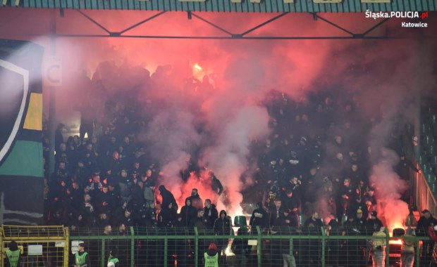 ​10 tys. zł kary i mecze bez publiczności. GKS Katowice płaci za zachowanie swoich kibiców