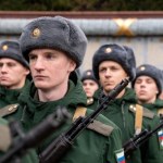 100 tys. rubli za "przyprowadzenie kolegi". Rosja desperacko szuka żołnierzy  