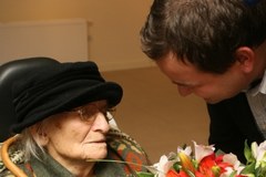 102-letnia pacjentka po zawale opuściła szpital 