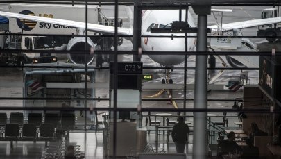 11-latka ośmieszyła służby lotniska w Moskwie. Poleciała samolotem bez biletu i dokumentów