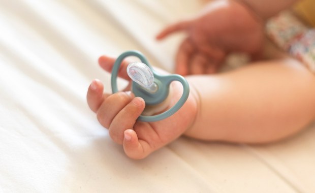 11-miesięczny chłopiec ofiarą okrutnej przemocy. Ukrainiec z zarzutami