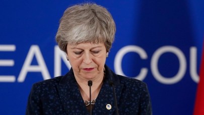 11 ministrów wezwało premier Theresę May do rezygnacji