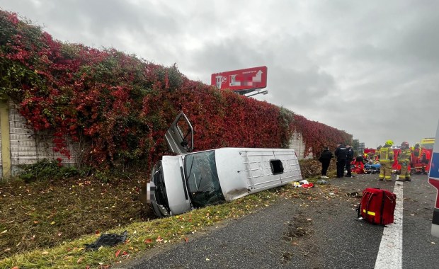 11 osób rannych w poważnym wypadku na S7