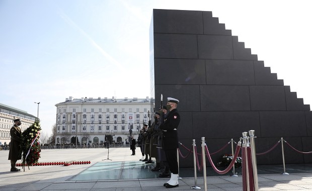 11. rocznica katastrofy smoleńskiej. Obchody w cieniu pandemii [ZAPIS RELACJI]