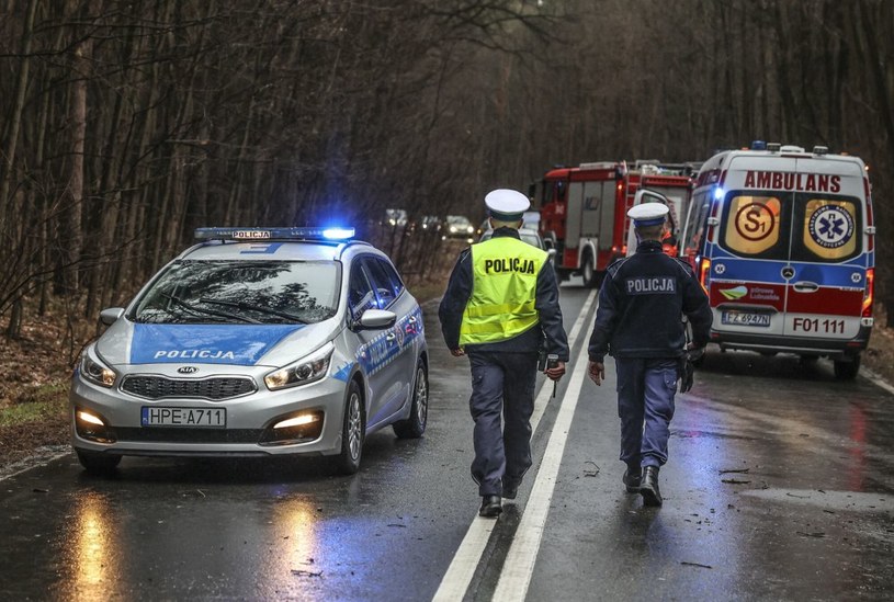 112. W ciągu roku zadzwoniliśmy tam 21 mln razy. 1/3 zgłoszeń do kosza