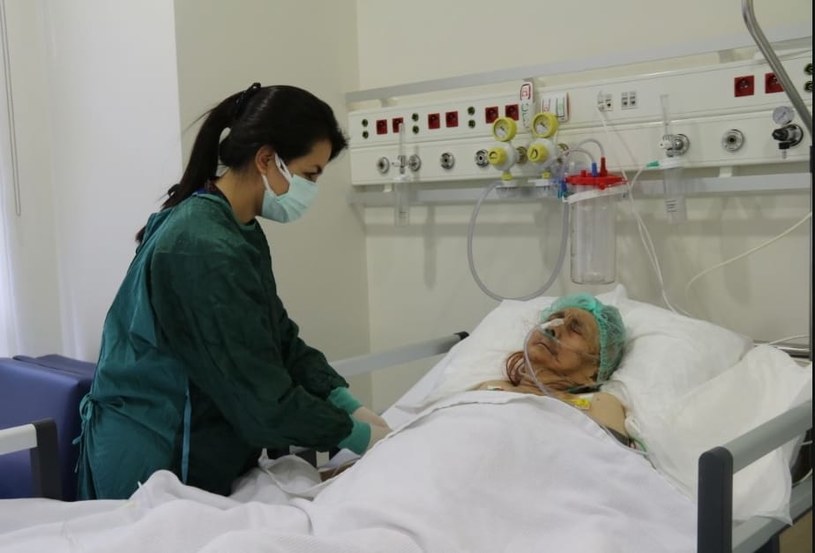 116-letnia kobieta wyzdrowiała z COVID-19 /Szpital Miejski w Eskisehir /facebook.com