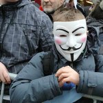 12-latek hakował dla Anonimowych