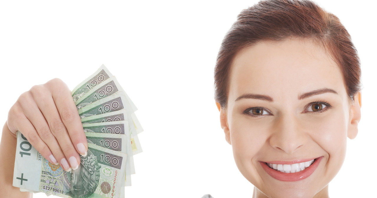 12 zł za godzinę pracy bez względu na rodzaj umowy i czas pracy /123RF/PICSEL