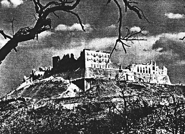 13.05.1944 r.: Ruiny klasztoru na Monte Cassino /East News