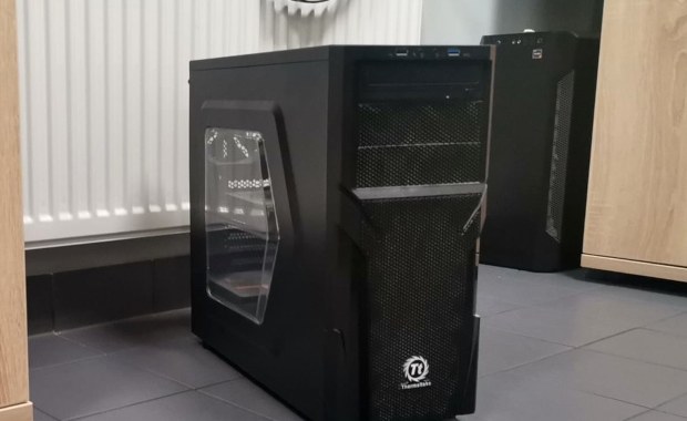 13-letni haker włamał się na e-lekcję. Propagował treści faszystowskie