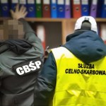 13 osób zatrzymanych. Przez ich działania Skarb Państwa stracił 300 mln zł