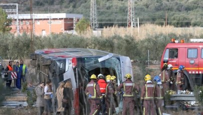 13 osób zginęło w wypadku autobusu w Hiszpanii