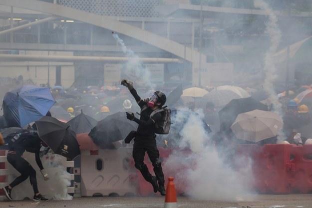 13. tydzień protestów w Hongkongu /VIVEK PRAKASH /PAP/EPA